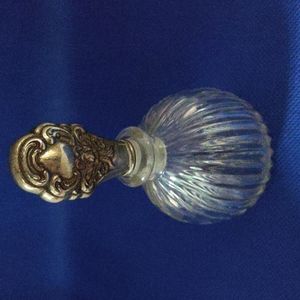 Perfume bottle